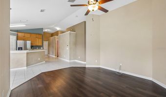 7723 BRISTOL PARK Dr, Apollo Beach, FL 33572