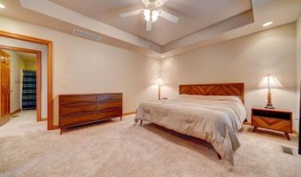 1908 Bent Tree Ct, Auburn, IN 46706