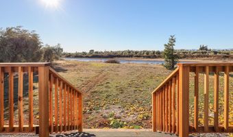 5694 Dolly Ln, Anderson, CA 96007