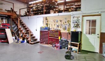 902 CLYDESDALE Ave, Anniston, AL 36201