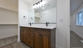 4607 Kapono Ct, Ammon, ID 83406