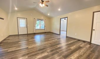 1902 14th St, Bedford, IN 47421