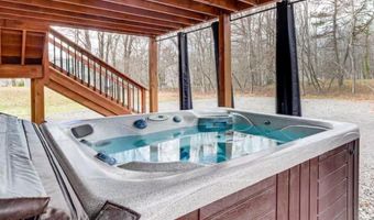 771 S Old Stage Rd, Albrightsville, PA 18210