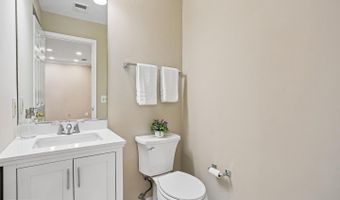 9803 TIFFANY HILL Ct #63, Bethesda, MD 20814
