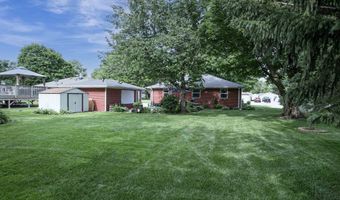 2320 S GREENVIEW St, Appleton, WI 54915