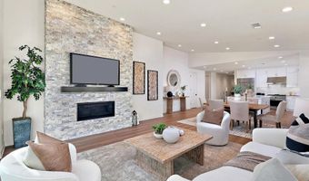 2 W Pine St, Altadena, CA 91001