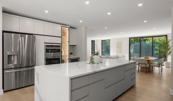 3112 N ROSSER St, Alexandria, VA 22311