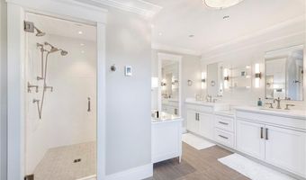 60 Van Wickle Ln, Bristol, RI 02809