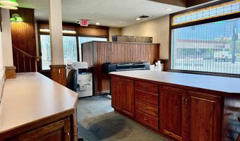 1725 CAREY Ave, Cheyenne, WY 82001