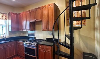 1327 HARVARD St NW, Washington, DC 20009