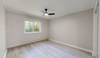 124 Allen Dr 1, Ann Arbor, MI 48103