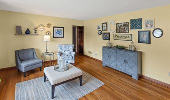 207 Ladd St, Alton, IL 62002