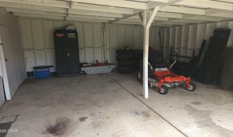 2363 Park Ave, Alford, FL 32420