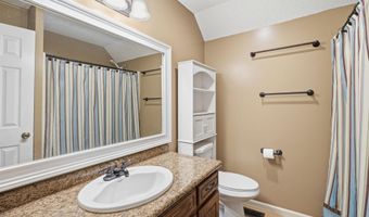612 Dogwood Meadows Ln, Austin, AR 72007