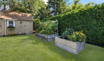 115 Beverly Rd, East Providence, RI 02915