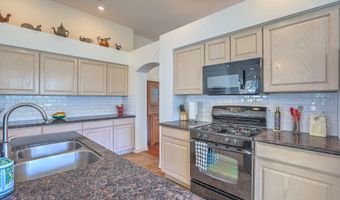 915 WIND RIVER St SE, Albuquerque, NM 87123