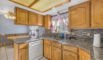 2375 Clover Ln, Blackfoot, ID 83221