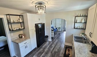 2002 Chouteau Ave, Baxter Springs, KS 66713
