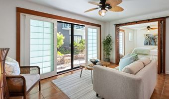 2957 Kalakaua Ave 102, Honolulu, HI 96815