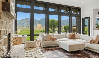 696 Belle Creek Rd, Belgrade, MT 59714