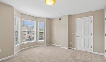2000 PHILLIPS Ter 9, Annapolis, MD 21401