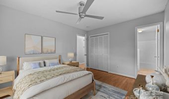 20 Summit Dr, Arden, NC 28704