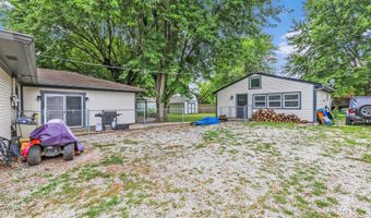 110 N Tresslar Ave, Bargersville, IN 46106