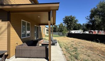 501 Dozer Ct, Benton City, WA 99320