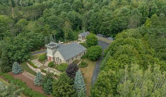 48 Old Searsport Ave, Belfast, ME 04915