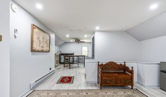 28 Tudor Rd, Albany, NY 12203