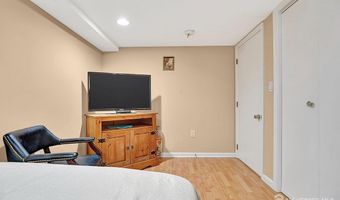 85 Avenel St, Avenel, NJ 07001