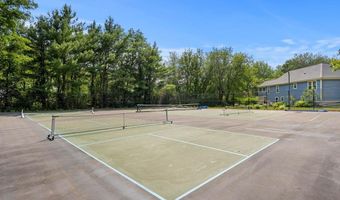 3 Gleneagle Dr, Bedford, NH 03110