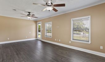 956 Old Spanish Trl, Bay St. Louis, MS 39520