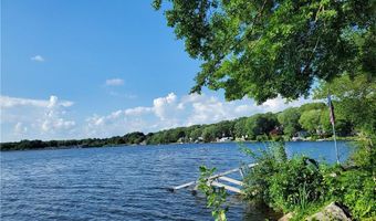 95 Mohawk St, Coventry, RI 02816