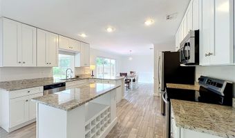 411 MONTICELLO Dr, Altamonte Springs, FL 32701
