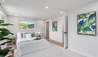 1237 Nanialii St, Kailua, HI 96734