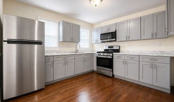 40-44 Vine St, Bridgeport, CT 06604