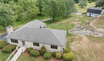 245 W Wrentham Rd, Cumberland, RI 02864