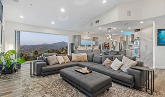 9420 Crest Dr, Spring Valley, CA 91977