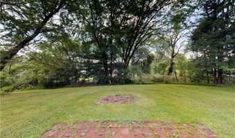 6490 Willow Way, Andover, OH 44003