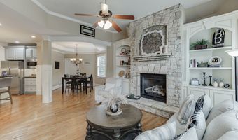 1373 Mountain Lake Dr, Auburn, GA 30011