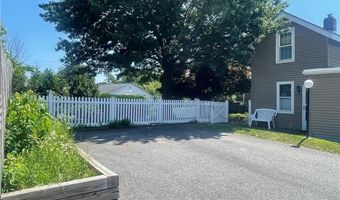 134 Dexter St, Cumberland, RI 02864
