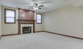 20 Forrests Edge Ct, Indianapolis, IN 46227