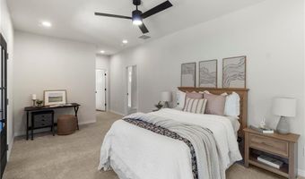 1104 Berkeley St, College Station, TX 77840