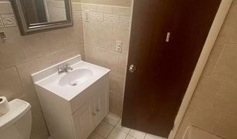 154 HUMPHREY Ave Apt #2, Bayonne, NJ 07002