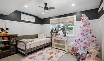 128 W PHEASANTBROOK Cir N, Centerville, UT 84014