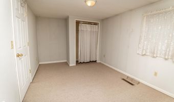 105 S Dubuque St, Albion, IA 50005