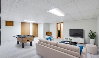 118 Chapel Dr, Andover, KS 67002