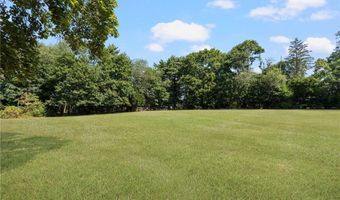 509 School St, North Kingstown, RI 02852