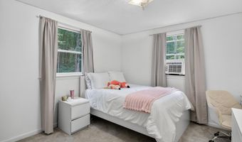 42 Pepperell Rd, Brookline, NH 03033